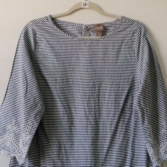 Chico's Womens Blue Round Neck Lace Detailing Striped Blouse Top Size 2 US L - Picture 3 of 7